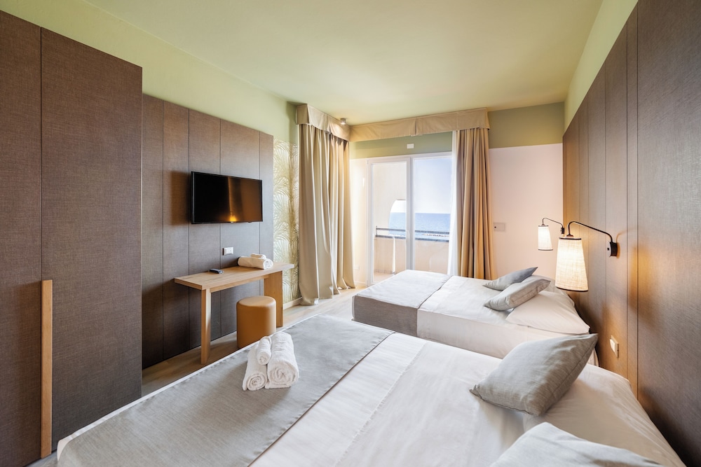 Hotel Life 27/66
