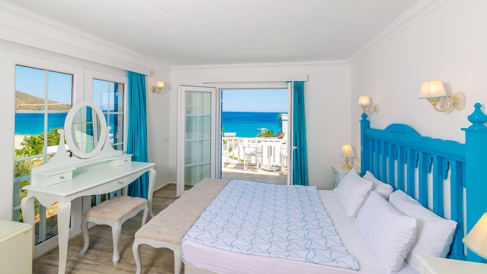 OTEL MAVI BEYAZ 10/50