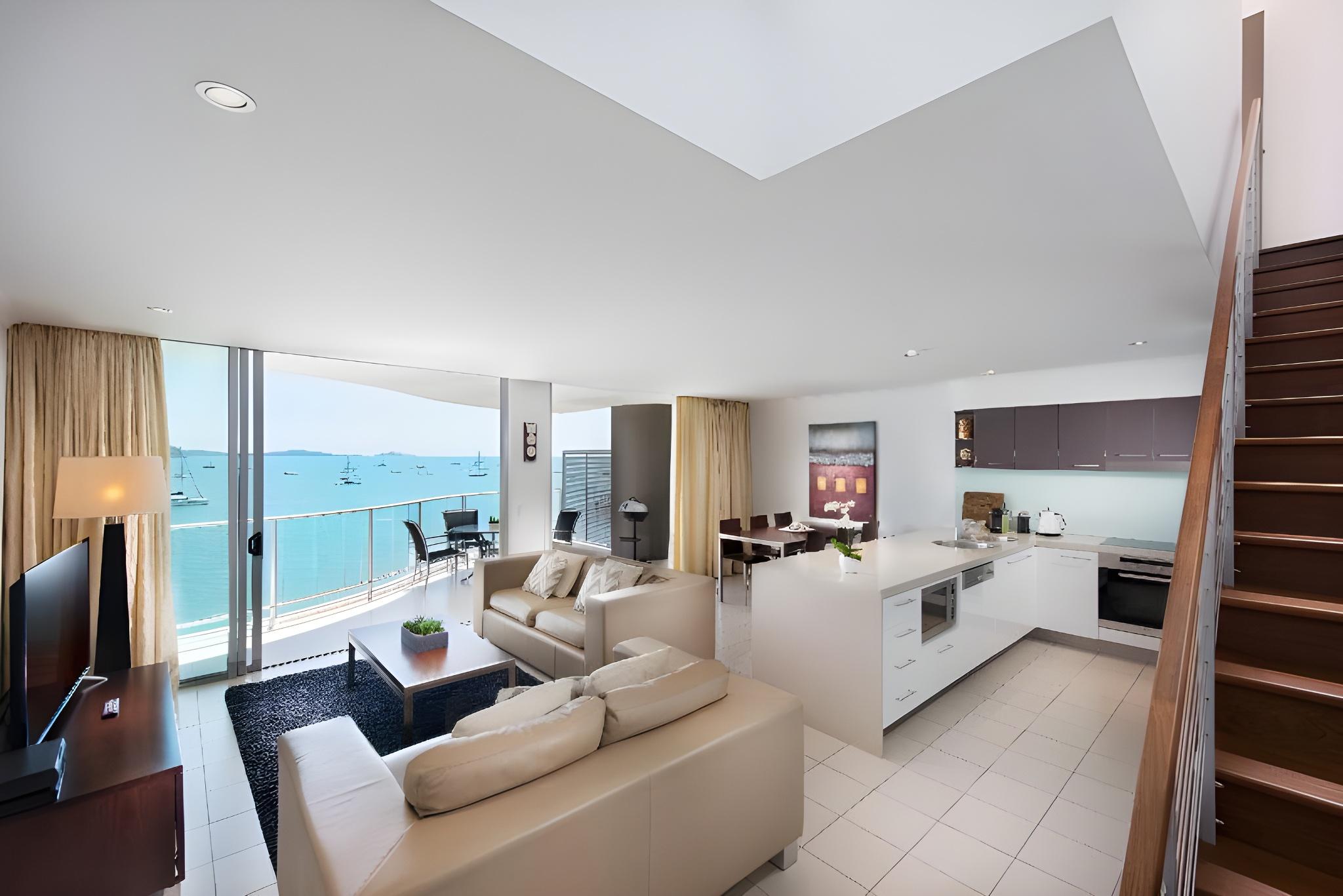 2 Bedrooms, Spa, Penthouse, Apartment, Water View, Two Story