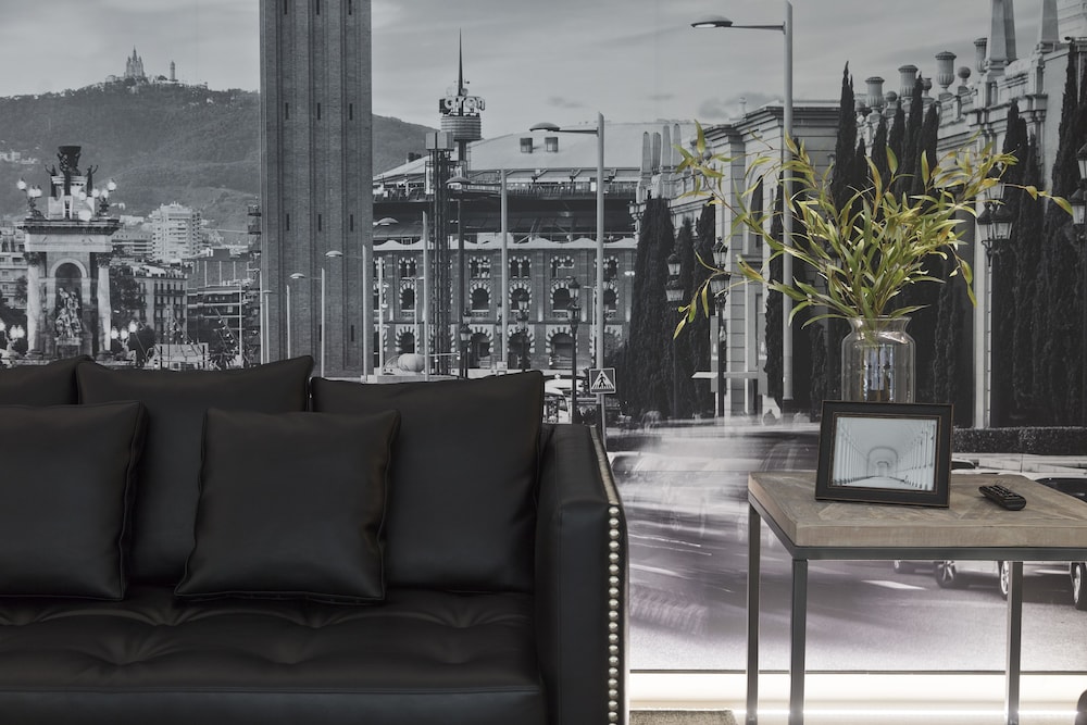 Aparthotel BCN Montjuic 71/96