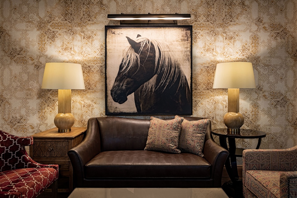 Brownwood Hotel & Spa 22/66