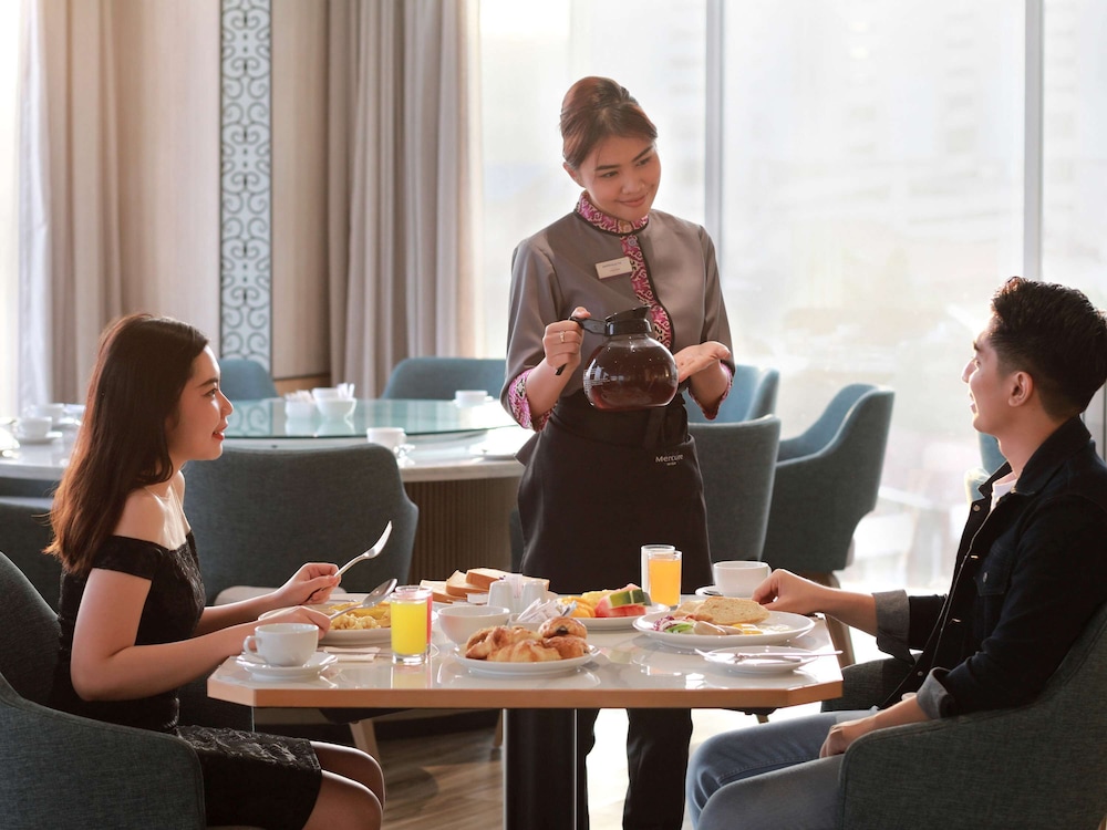 Mercure Samarinda 58/75