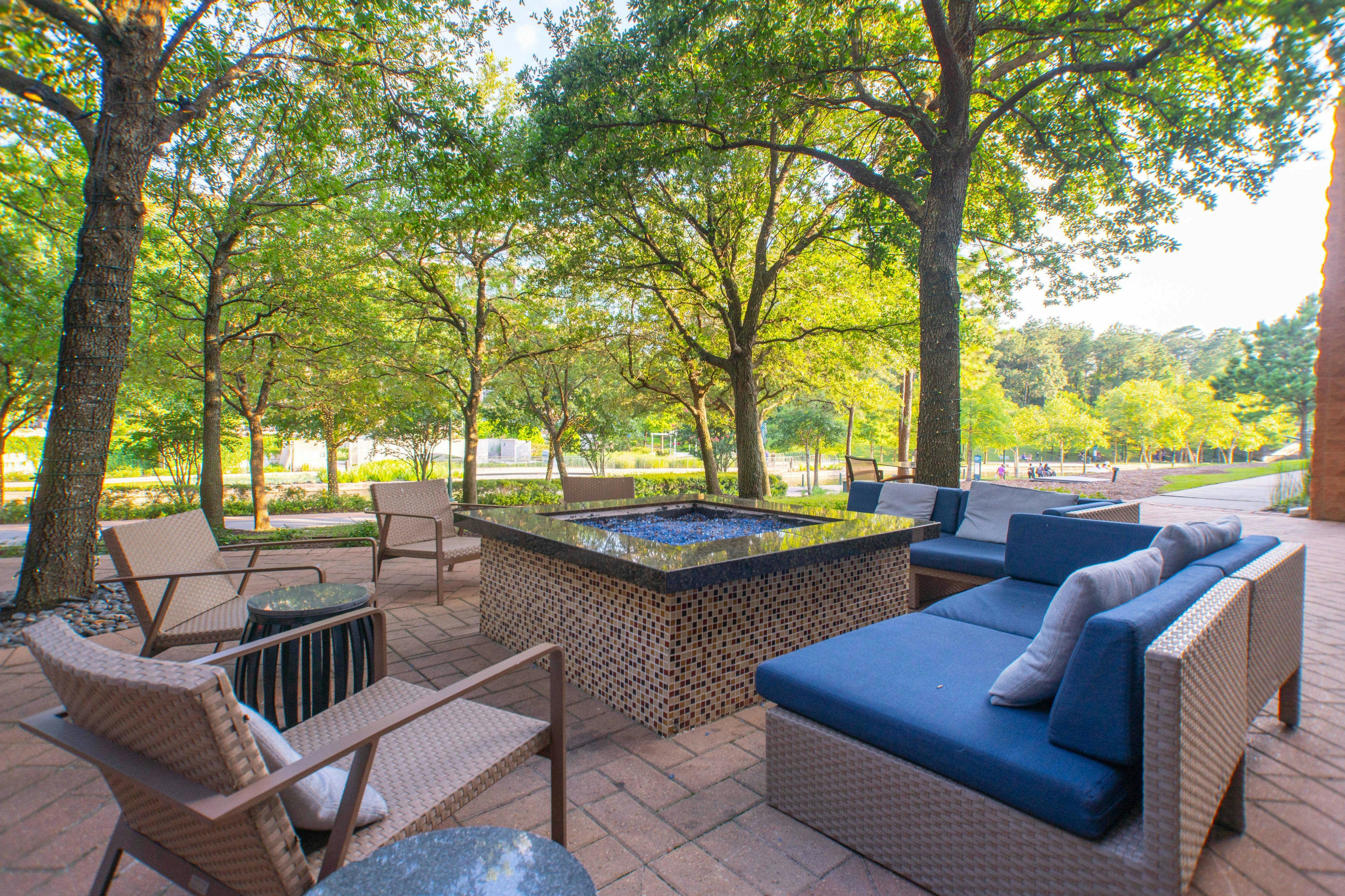 The Woodlands Waterway Marriott Hotel And Convention Center 22/24