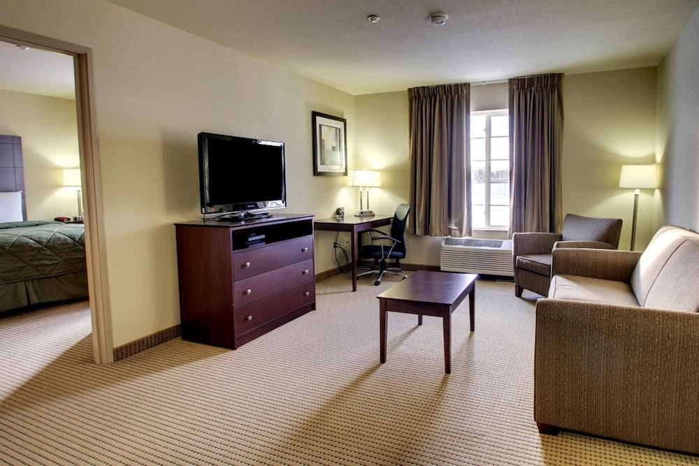 Cobblestone Inn & Suites - Carrington 40/67