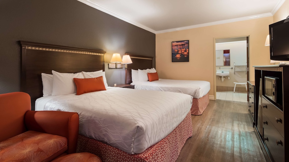 Best Western Anthony/West El Paso 13/42