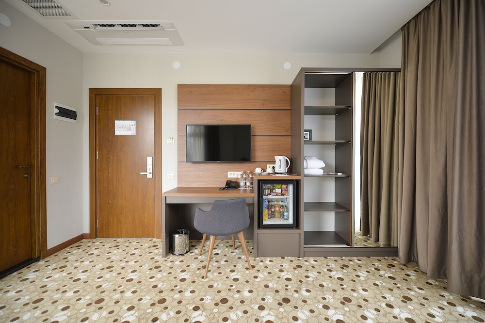 Calligraphy Hotel 43/50