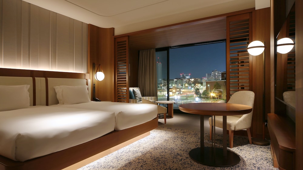Intercontinental Yokohama Pier 8 51/78