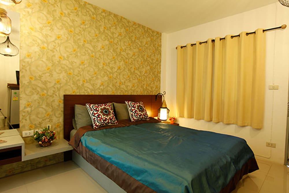 The XYM Hotel 10/26