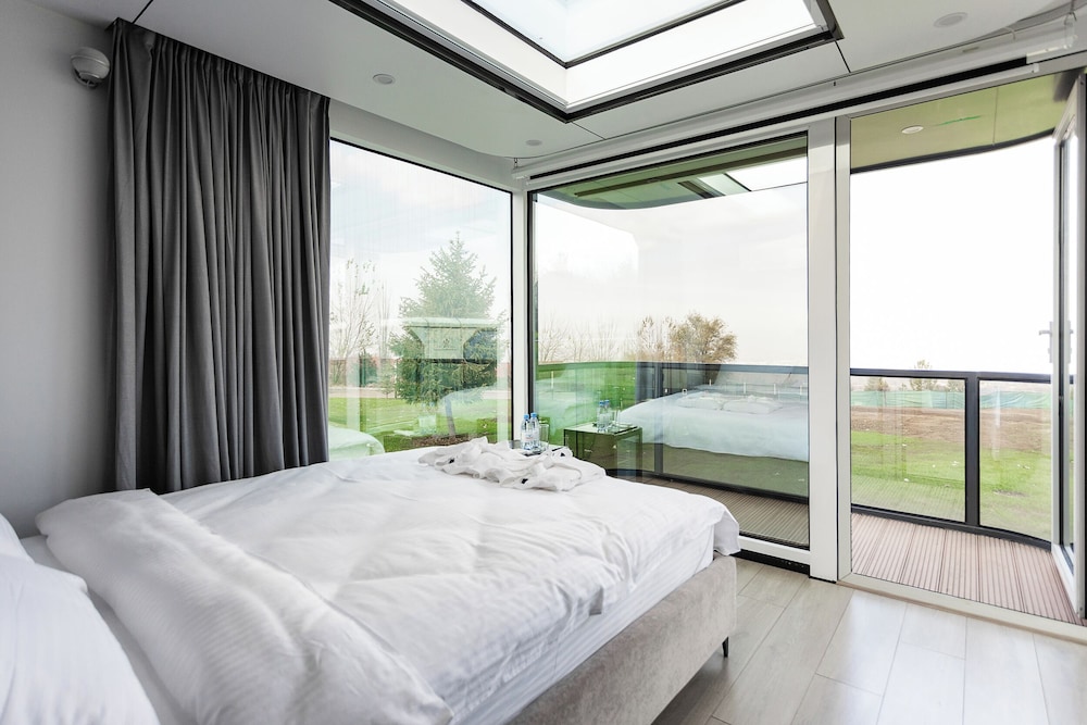 ZVEZDNAYA Eco Hotel 14/48