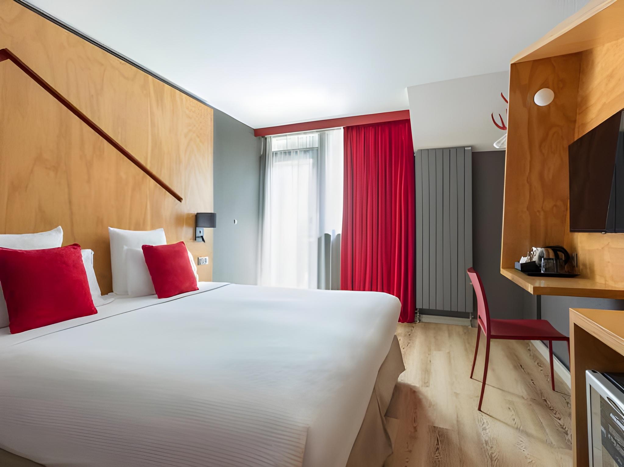 Standard, Double or Twin Bed