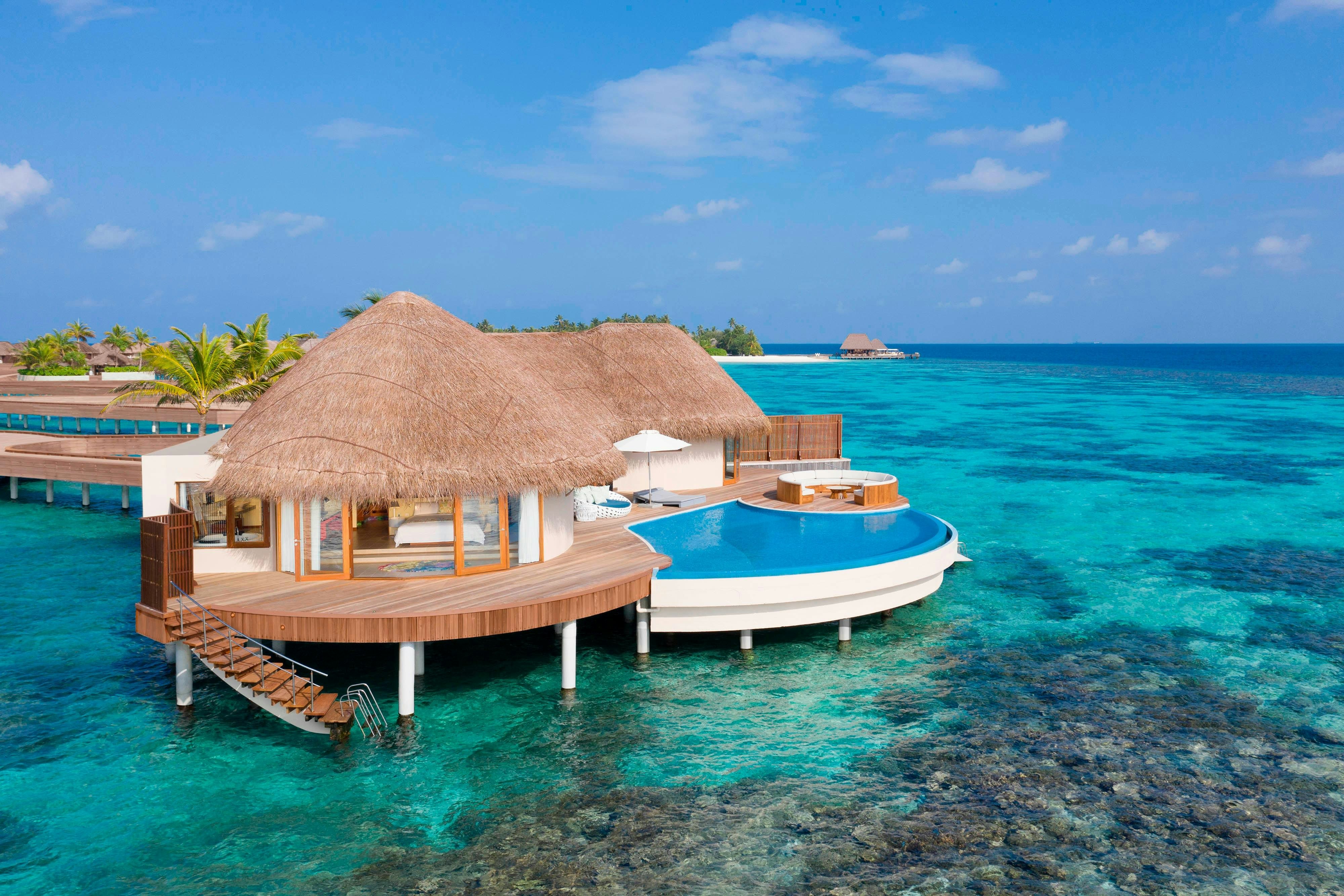 W Maldives 131/135