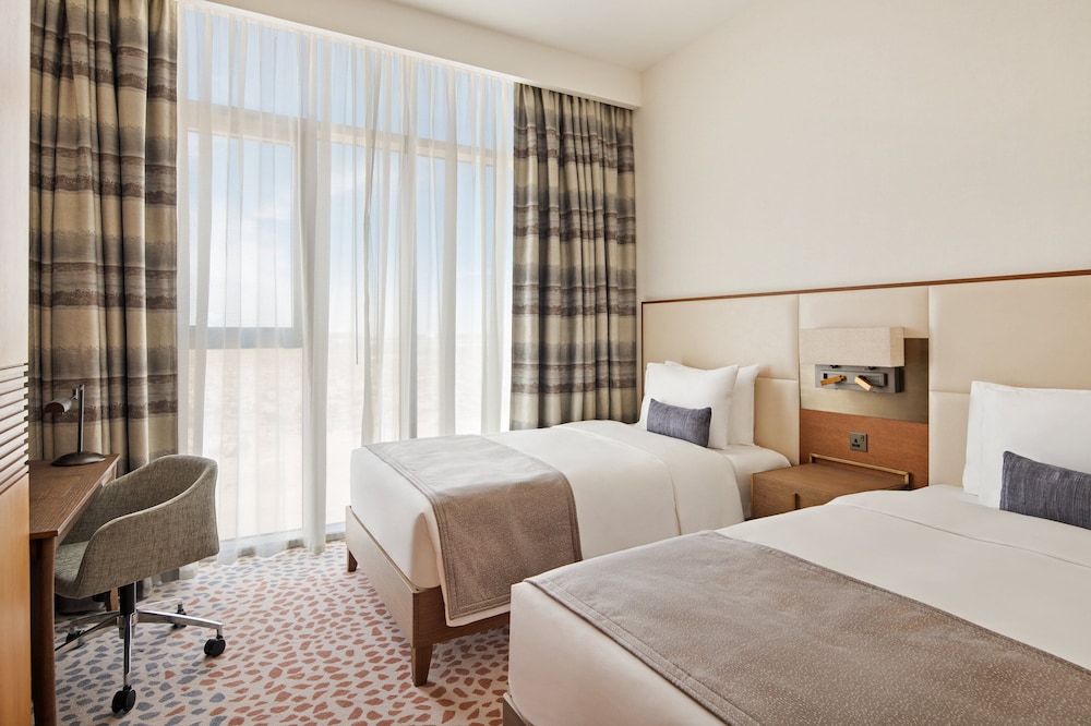 2 Bedrooms, Suite, King Bed, Balcony