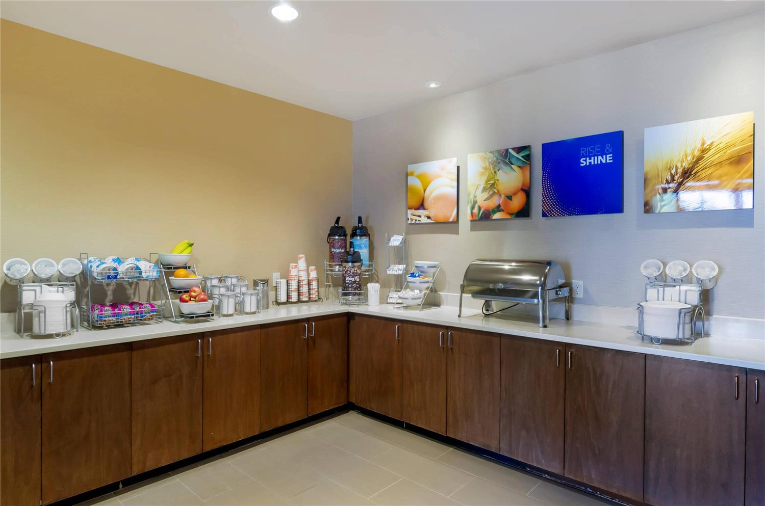 Comfort Inn & Suites Lynchburg Airport - University Area 32/40