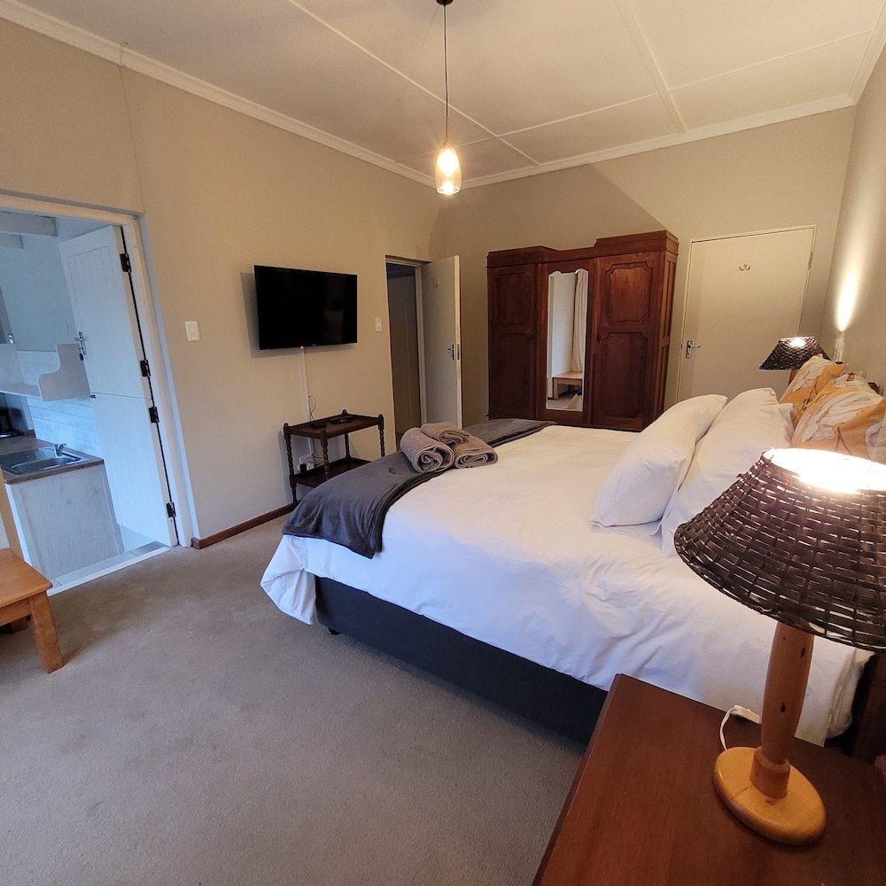 AppleBee Guest Cottages 15/50