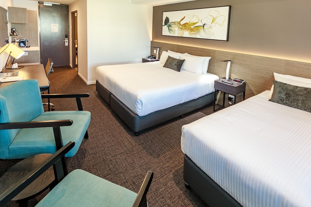 Mercure Sunshine Coast Kawana Waters 26/69
