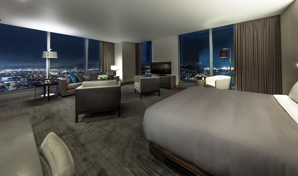 INTERCONTINENTAL LOS ANGELES DOWNTOWN 15/79