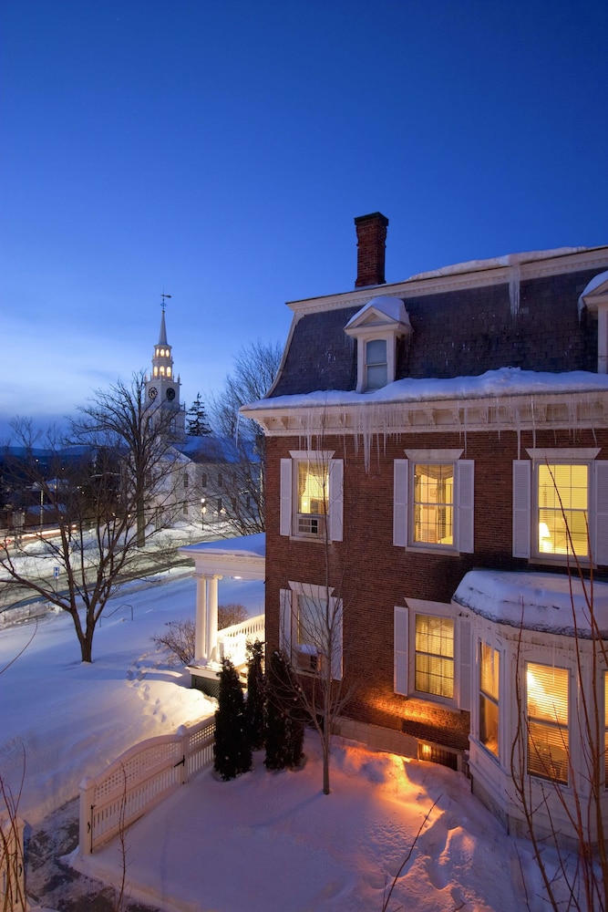Middlebury Inn 4/68