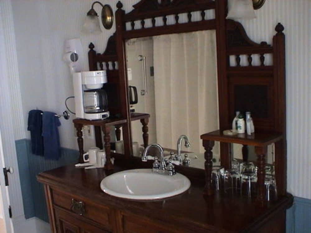 The Inn at Penn Cove 11/11
