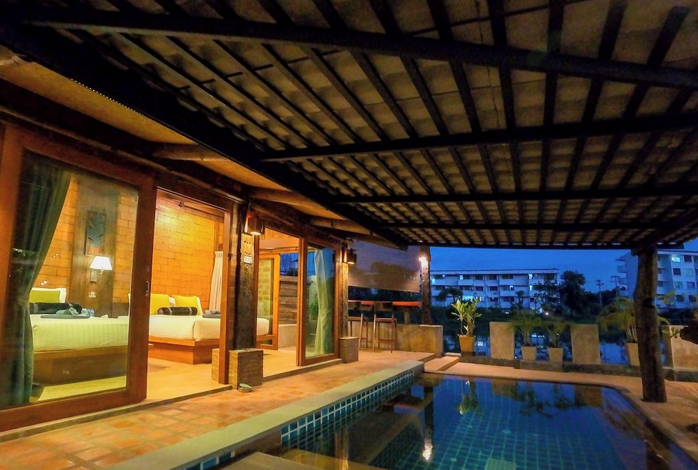 Tolani Riverside Chiang Mai Villa 35/60