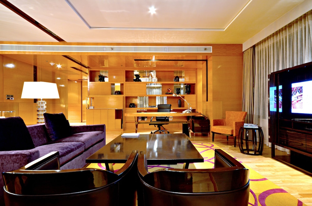 Renaissance Bangkok Ratchaprasong Hotel 33/52