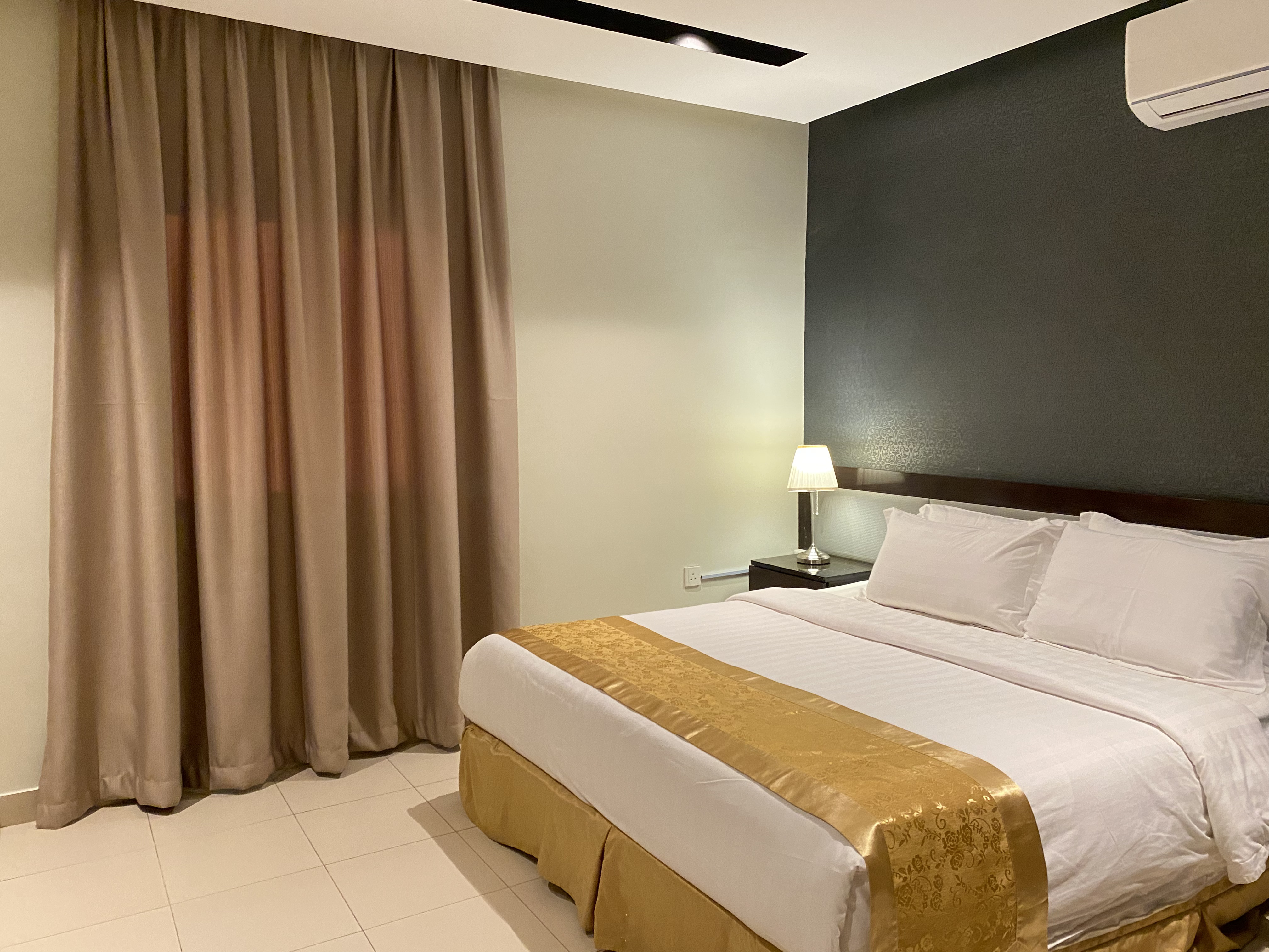 فندق تربل تري(Triple Tree Hotel) 20/50