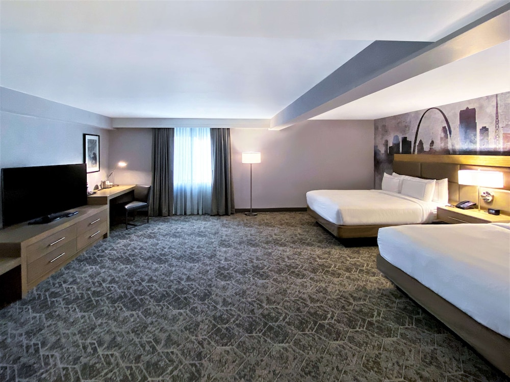 Doubletree By Hilton St Louis Airport Mo 21/59