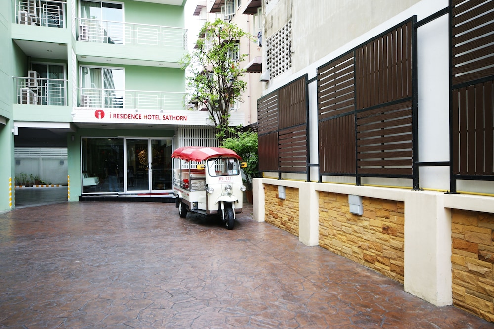 I Residence Hotel Sathorn 51/59