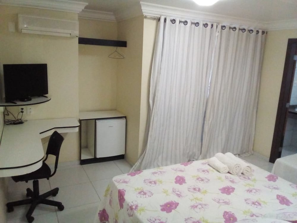 5C Hotel 25/27