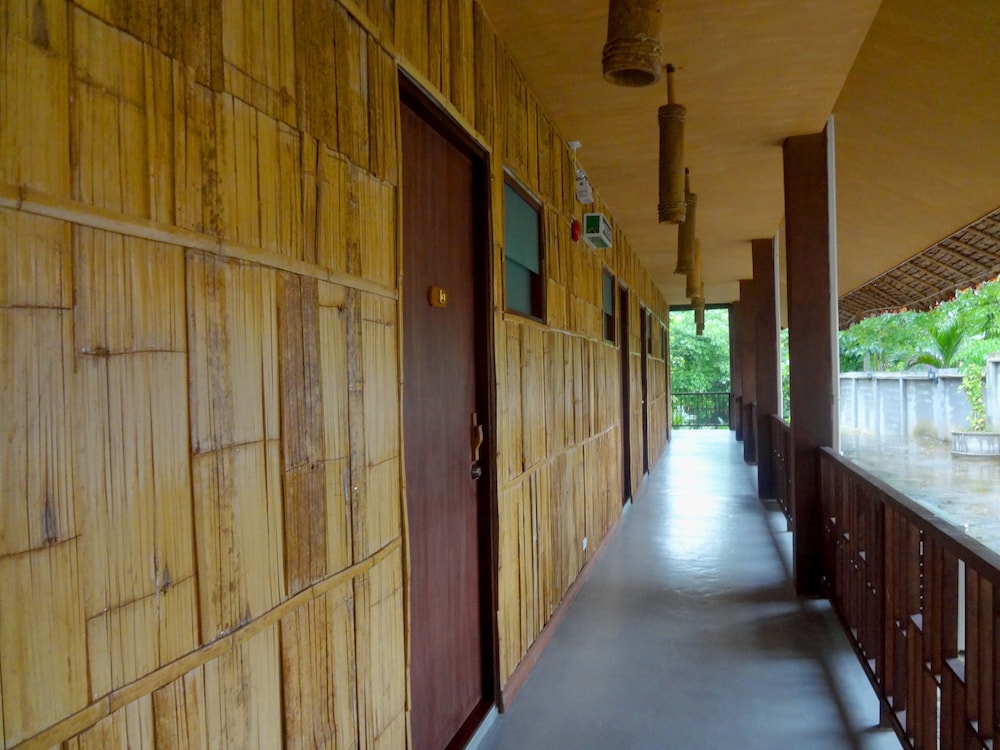 Suan Mork Kham Resort 11/23