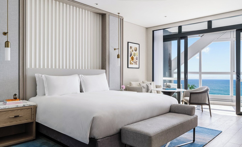 Skyline, Ocean, Deluxe, King Bed