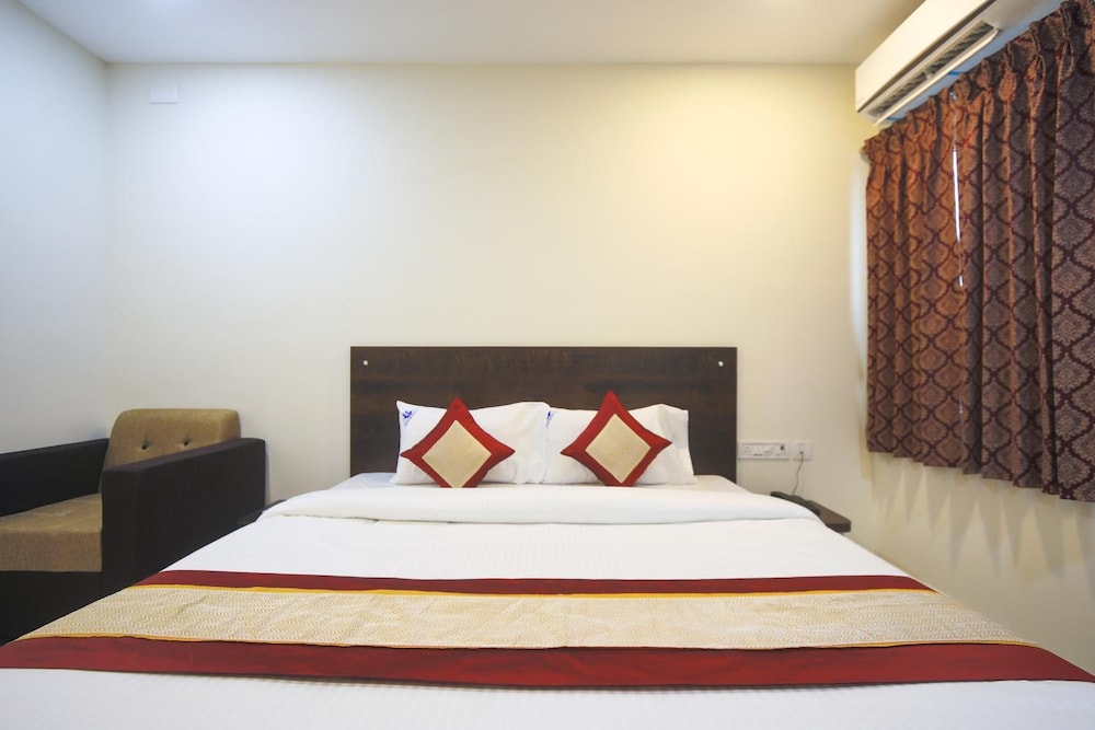 Balaji Residency 18/51