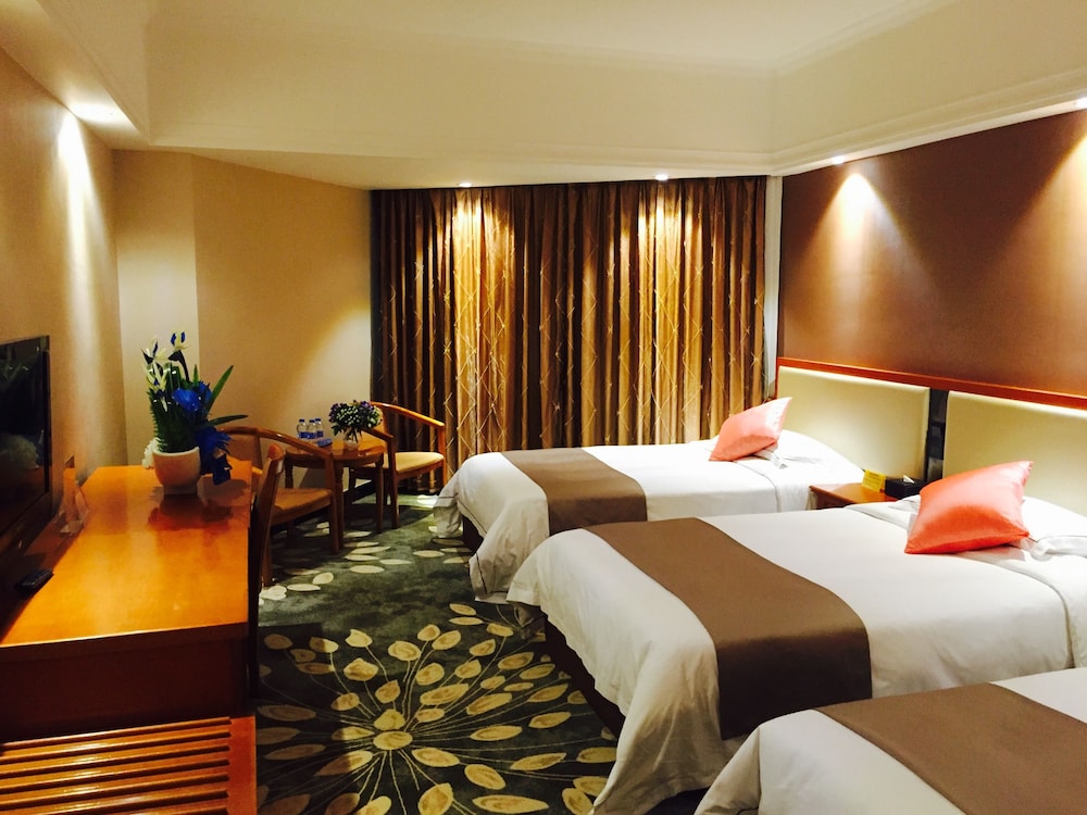 Kaili Hotel 38/68