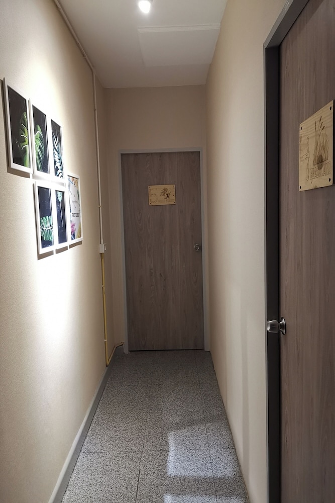 Foresttel Bkk - Hostel 30/50