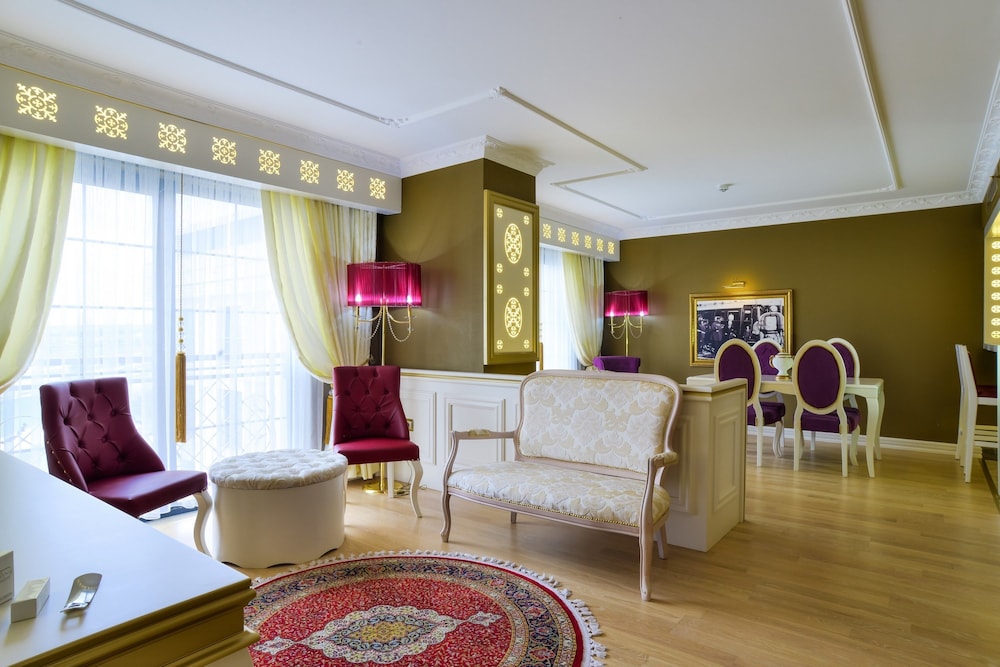 Altintas Otel & Spa 25/50