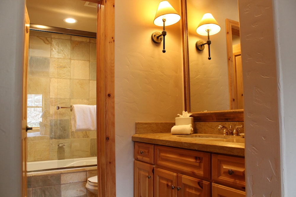 Mountain Lodge Telluride 30/73