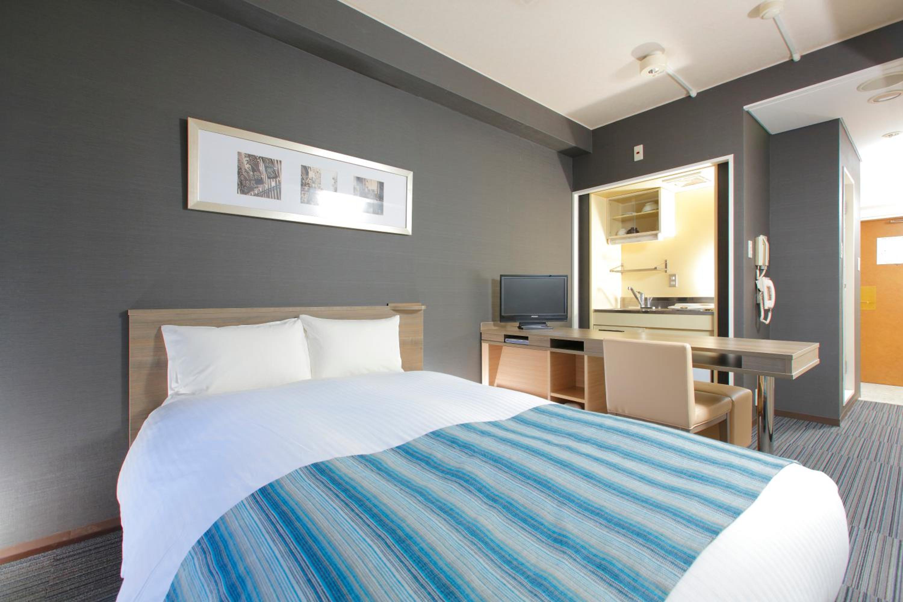 Small Double Room - Smoking, Optional Cleaning for Additional Cost