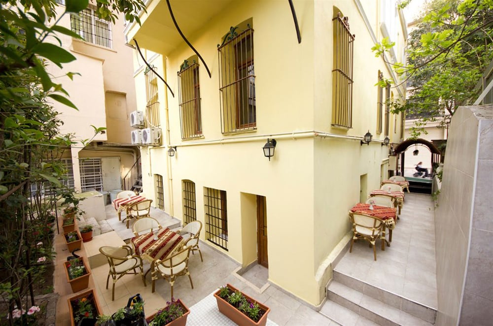 Hotel New House 13/68