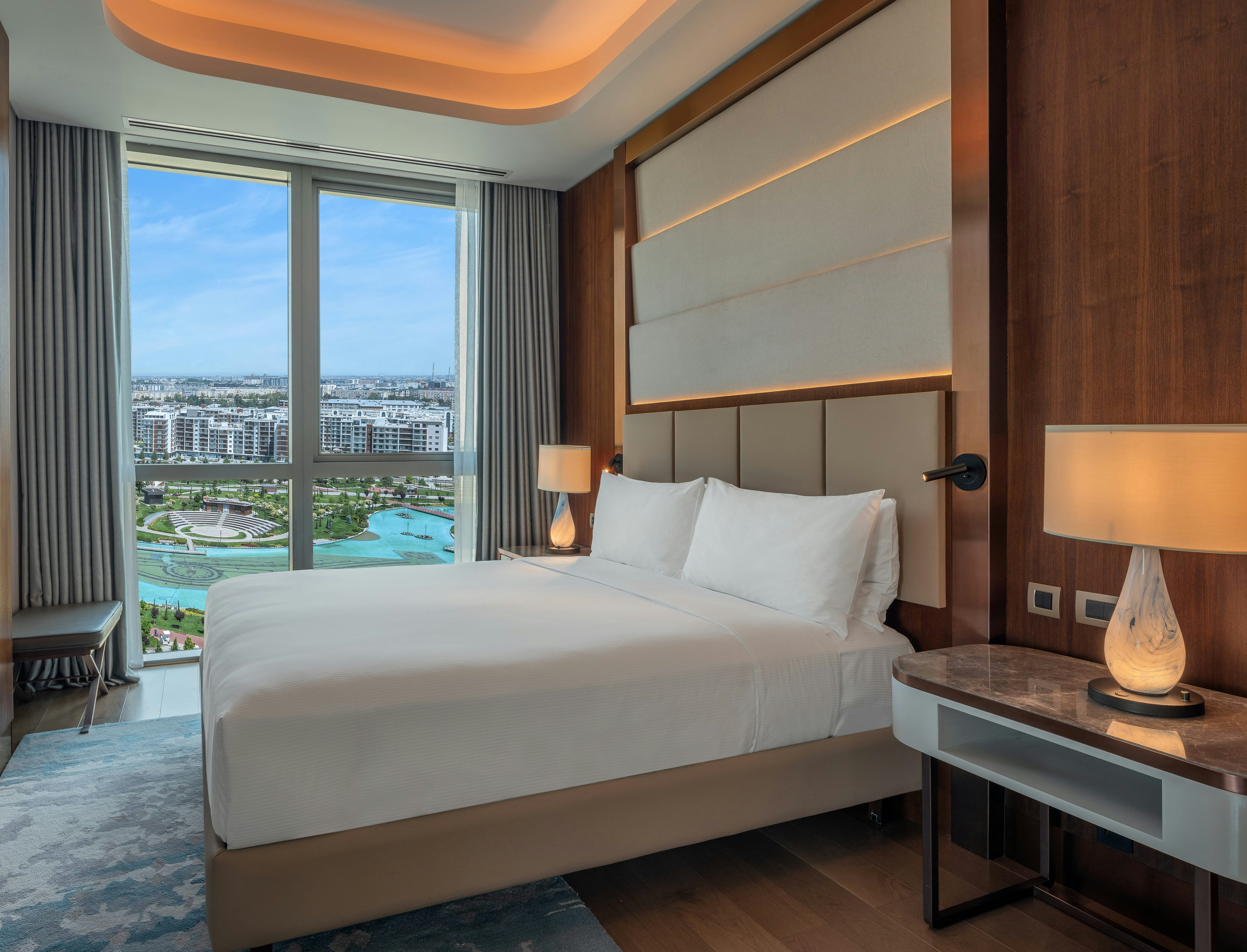 King Corner One Bedroom Suite