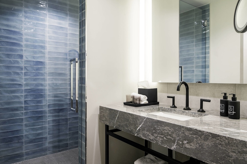 Tribute Portfolio Hotel the Dalmar Fort Lauderdale 39/44