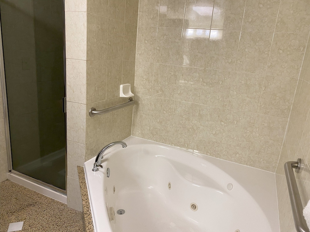 Premium, King Bed, Jetted Tub