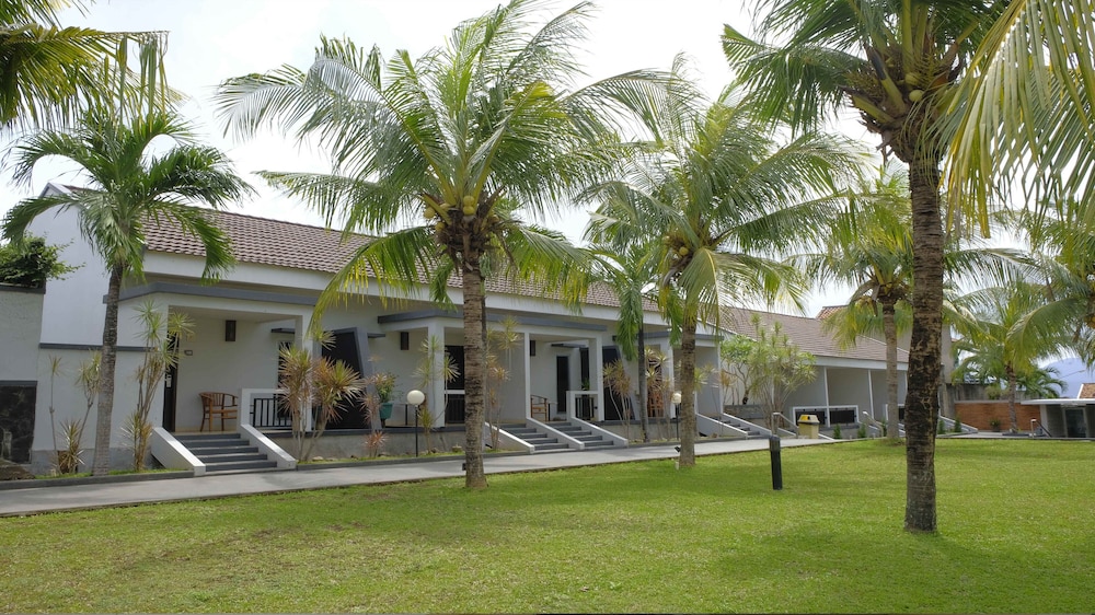 Kuraya Hotel Residence 44/50