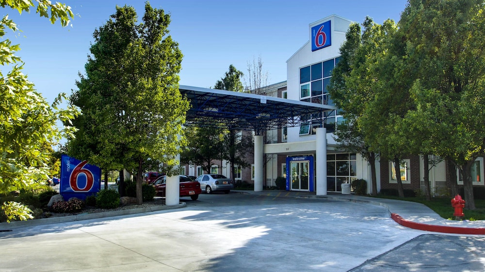 Motel6 Lehi, UT – Thanksgiving Point 13/15