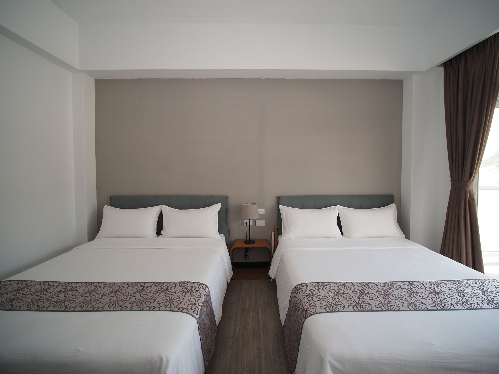 غرفة بسريرين مزدوجين بإطلالة على البحر، Xiang Ju B&B 2/6