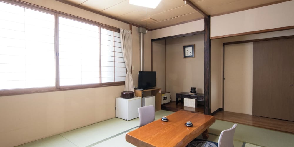 YACHI ONSEN 41/50