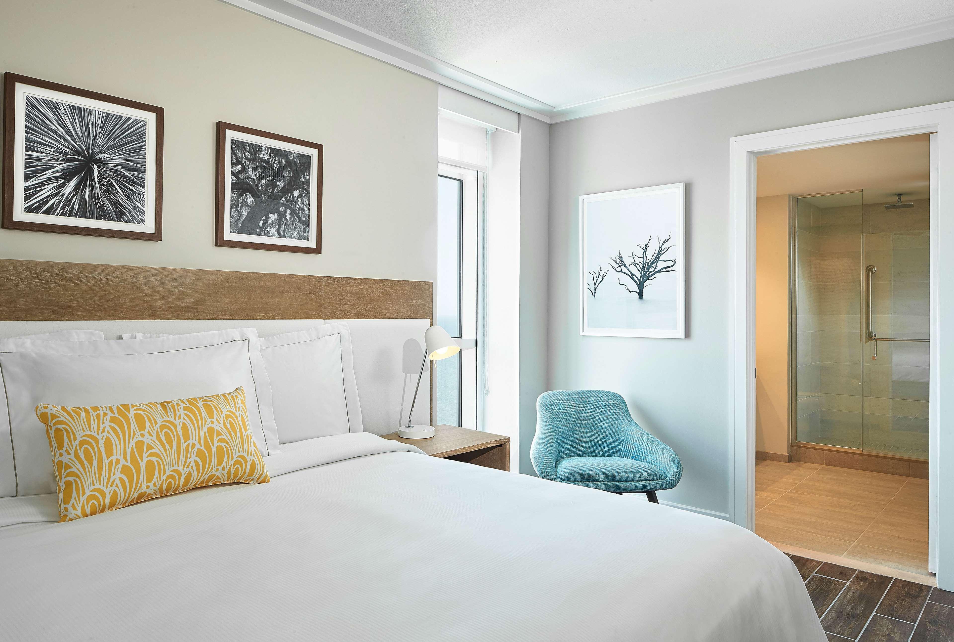 Suite, Ocean Front