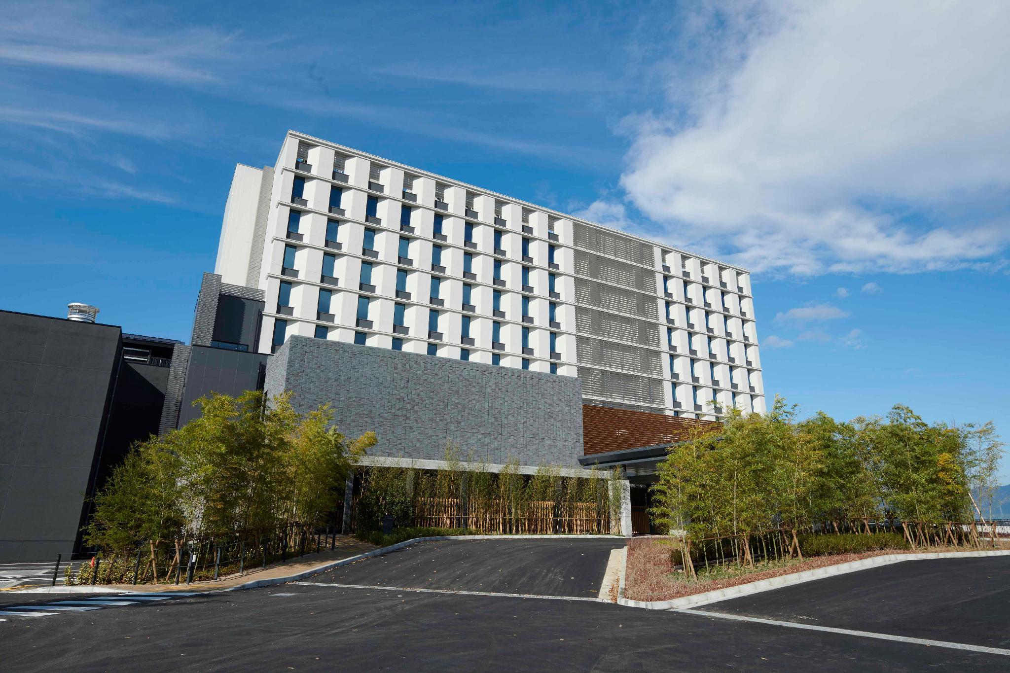 Room, Twin Beds, Forest Side, No Bathroom