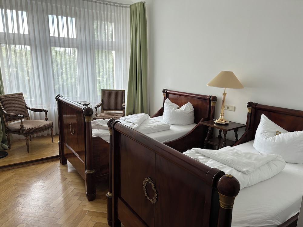 Jahrhunderthotel Leipzig 16/41
