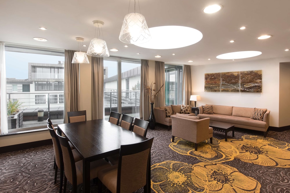 Radisson Blu Carlton 46/73