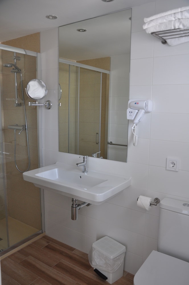 Hotel Gami Adults Only 17/53