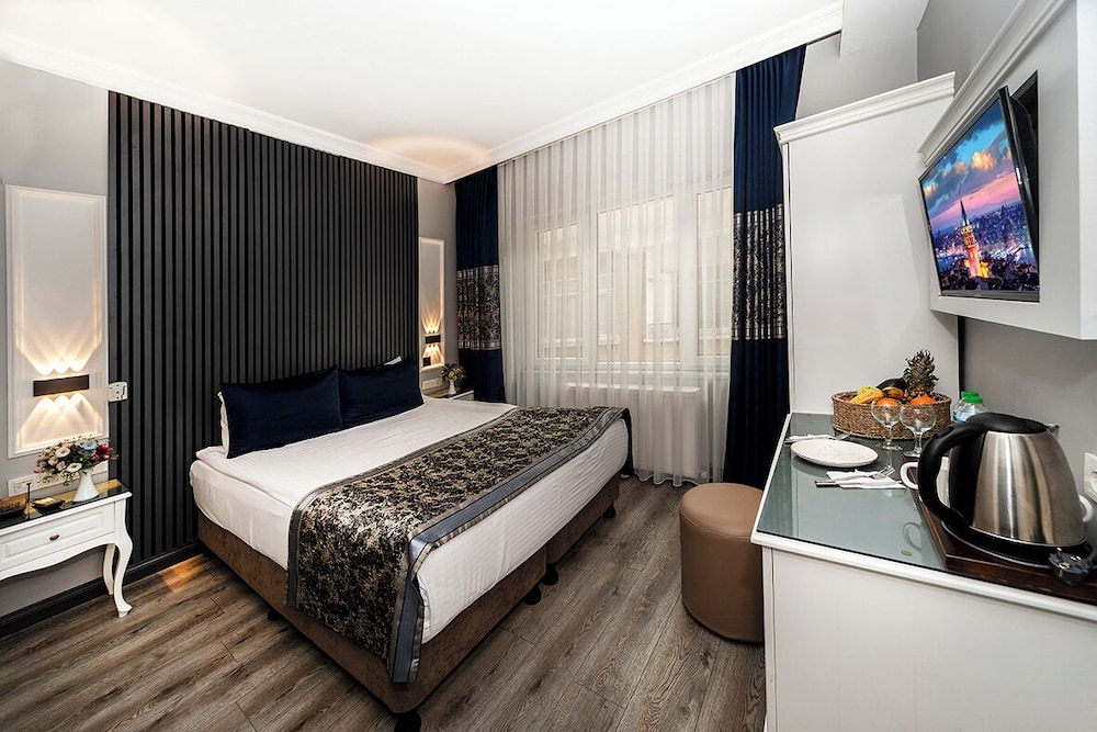 STANDARD, DOUBLE BED